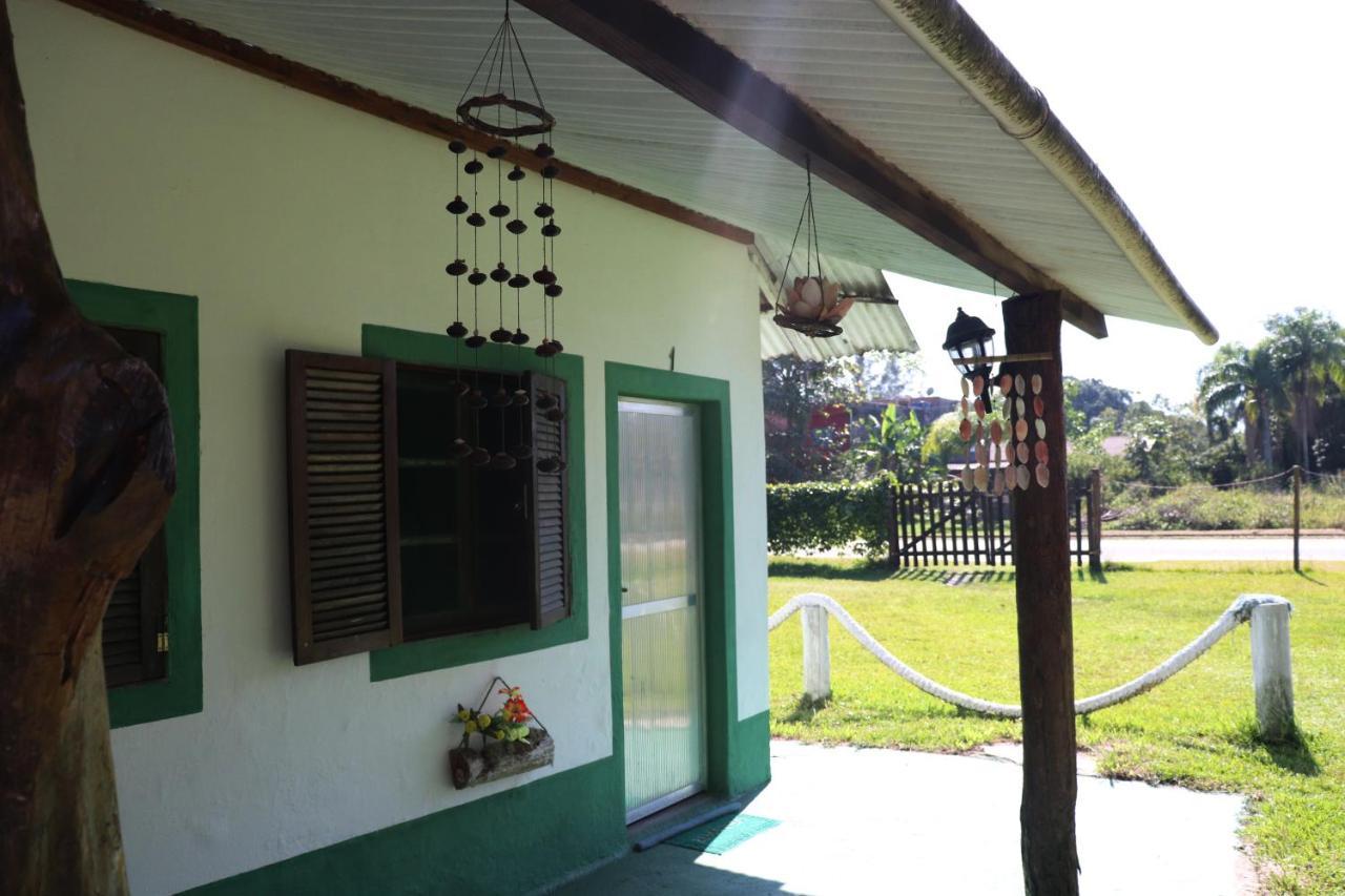 Nosso Chale Na Ilha Hotel Cananeia Bagian luar foto